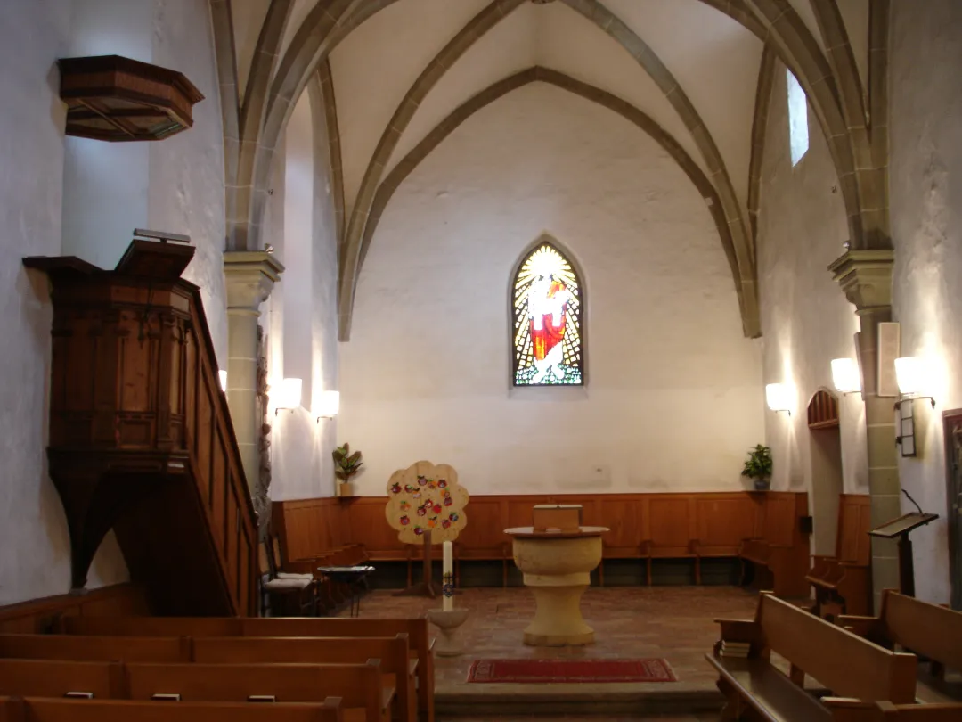 Kirchenraum (Foto: Thomas Eigenheer) Kirchenraum (Foto: Thomas Eigenheer)