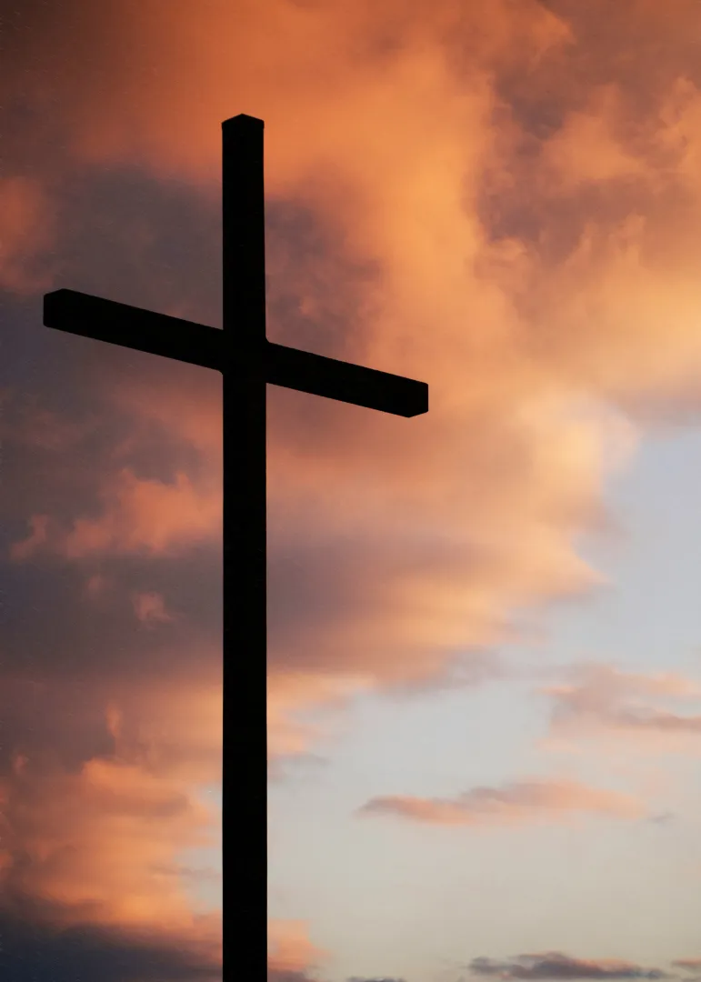 Kreuz (Foto: Aaron Burden – Unsplash) Kreuz (Foto: Aaron Burden – Unsplash)